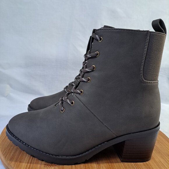 Avenue Evans Sloane Lace Up Ankle Boot Brown Size 6 Wide Fit NWT - Picture 6 of 10